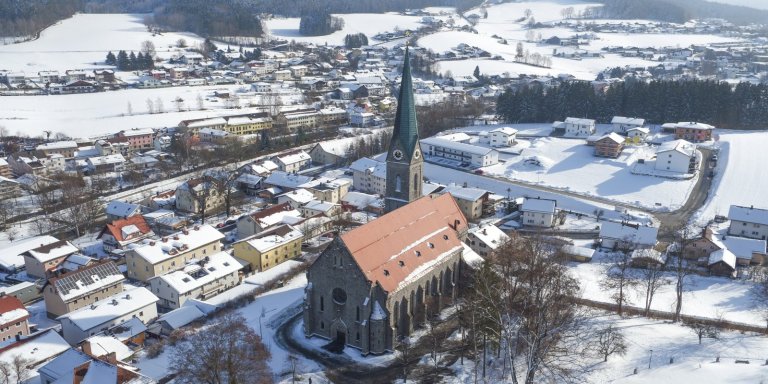 Big_MarktTeisnach_Rathaus2_Winter